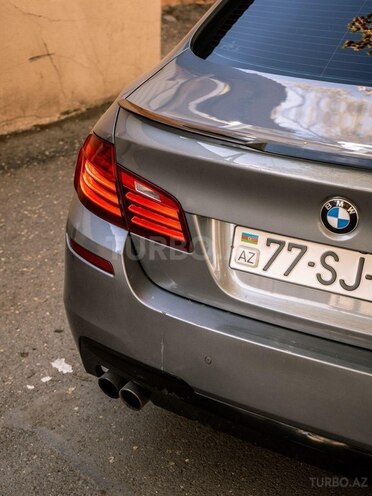 BMW 528-12