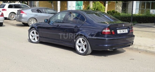 BMW 320-4