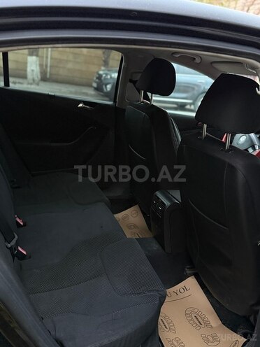 Volkswagen Passat-9
