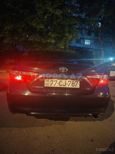Toyota Camry-8