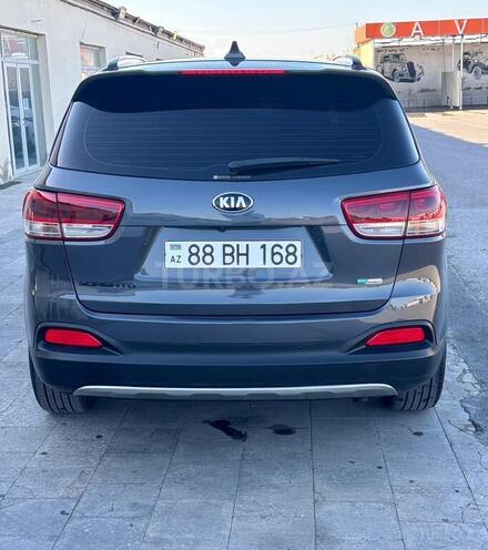 Kia Sorento-2