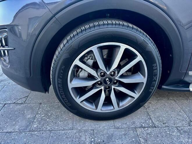 Kia Sorento-7