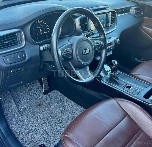 Kia Sorento-10