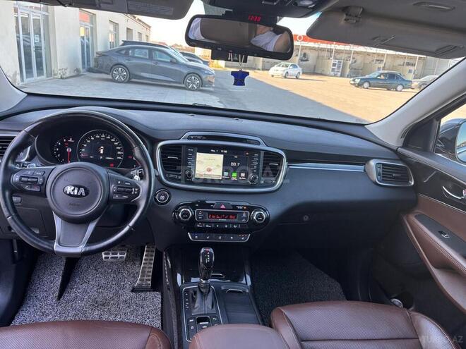 Kia Sorento-11