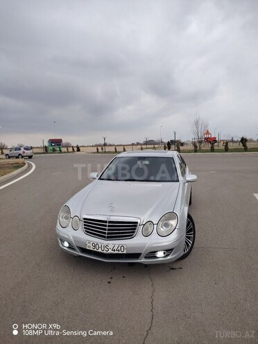 Mercedes E 320-3