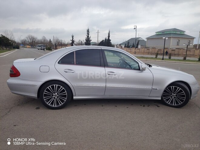 Mercedes E 320-5