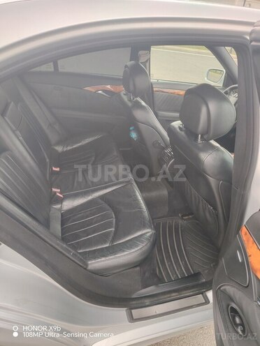 Mercedes E 320-12
