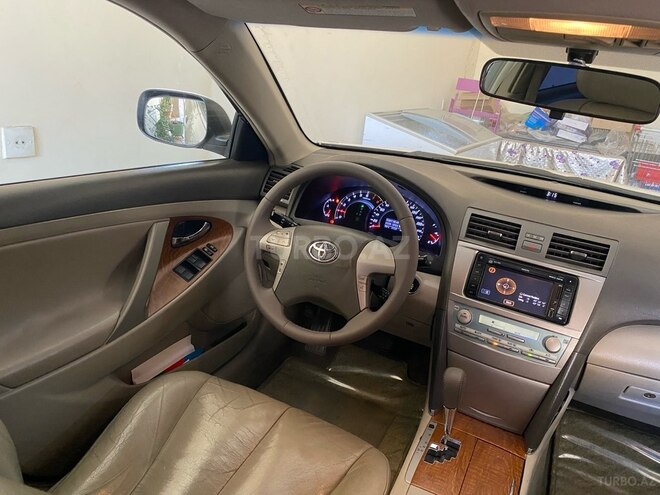 Toyota Aurion-6