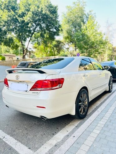 Toyota Aurion-11