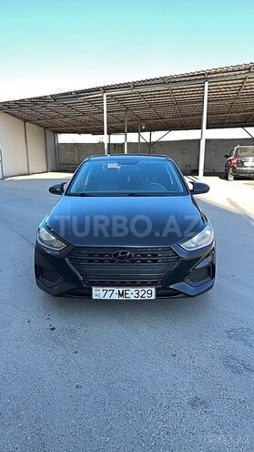 Hyundai Accent-1