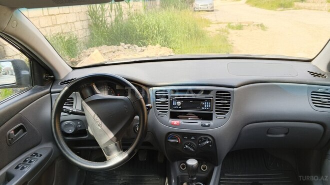 Kia Rio-6