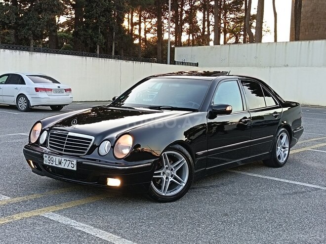 Mercedes E 240-6