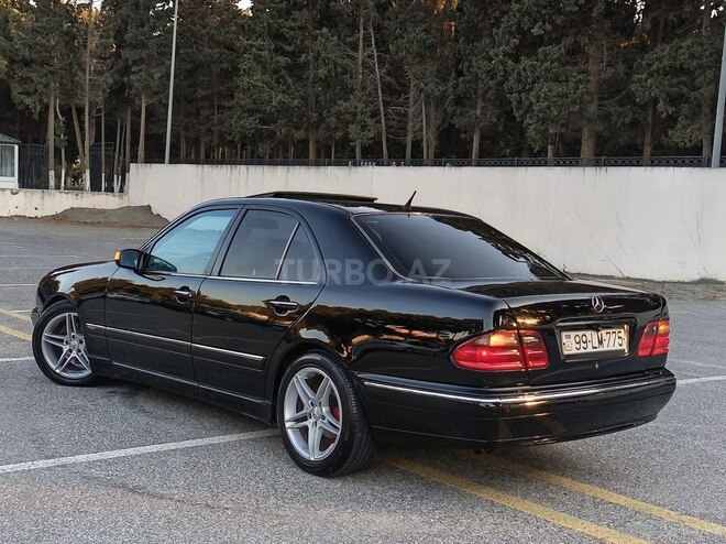 Mercedes E 240-15