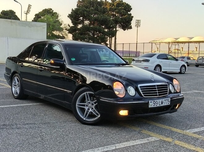 Mercedes E 240-7