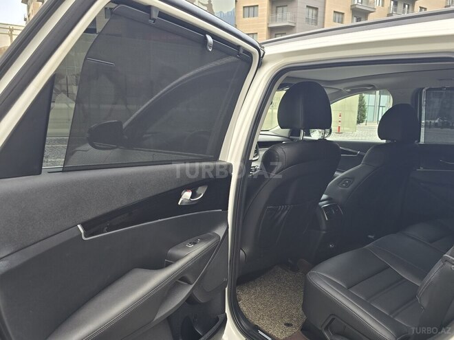 Kia Sorento-17