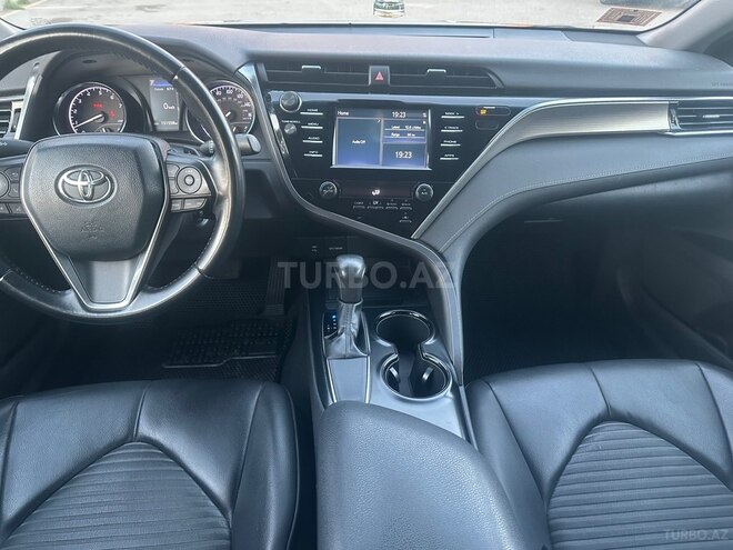 Toyota Camry-4