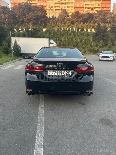 Toyota Camry-7