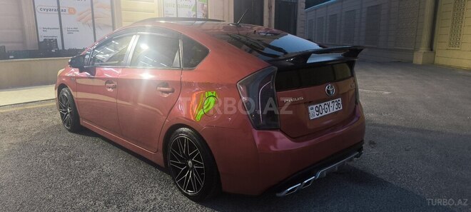 Toyota Prius-6