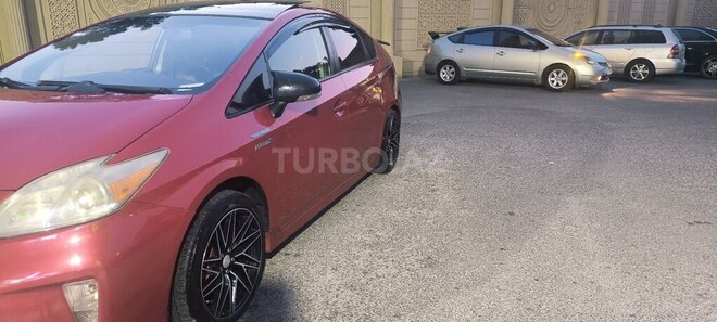 Toyota Prius-4