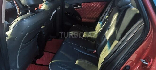 Toyota Prius-14