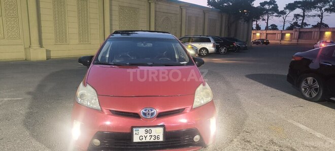 Toyota Prius-10