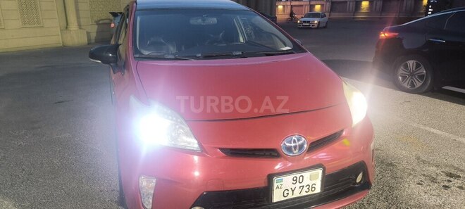 Toyota Prius-11