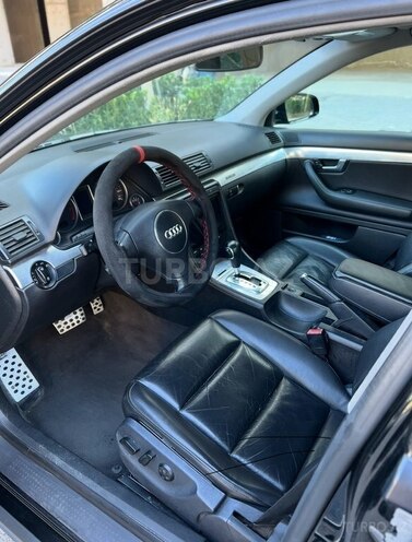 Audi A4-2