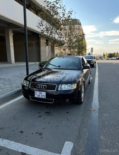 Audi A4-1