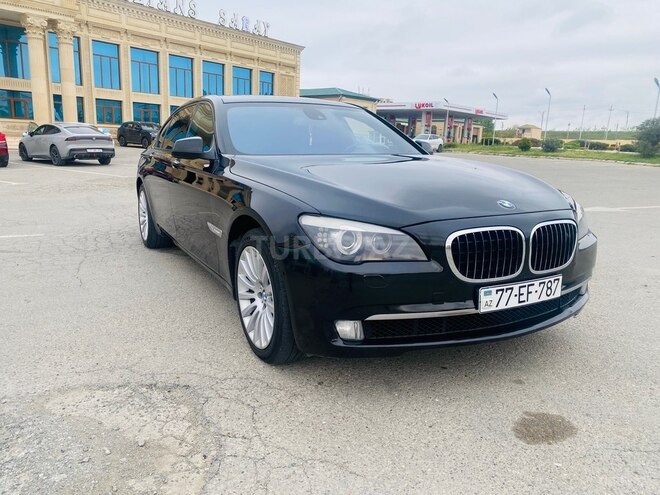 BMW 750-7