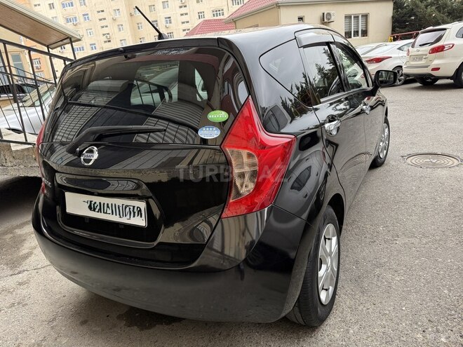 Nissan Note-5