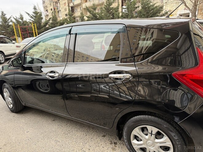 Nissan Note-2