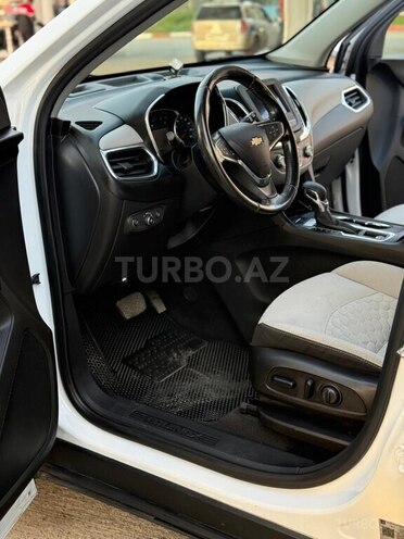 Chevrolet Equinox-15