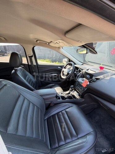 Ford Escape-4