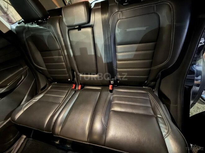 Ford Escape-10