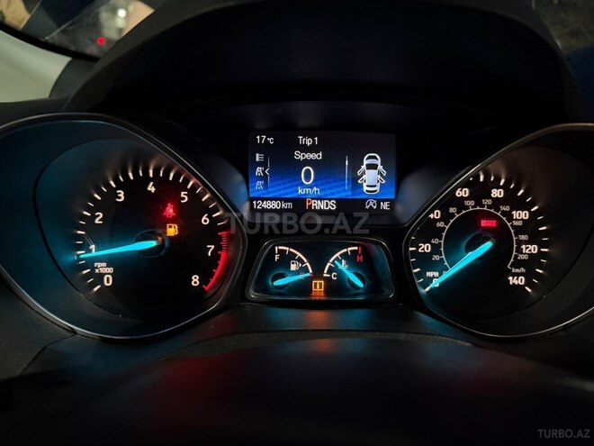 Ford Escape-13