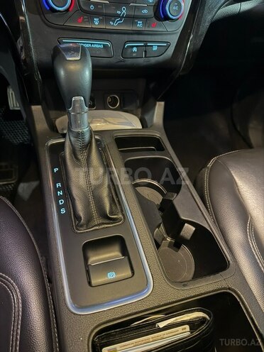 Ford Escape-12