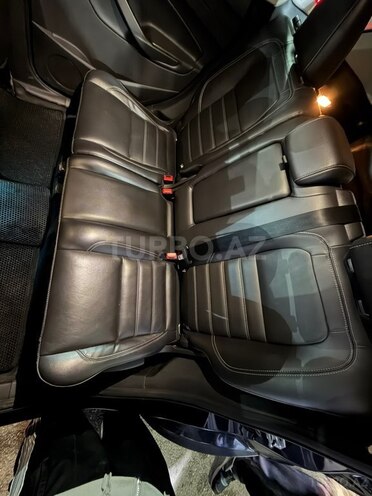 Ford Escape-9
