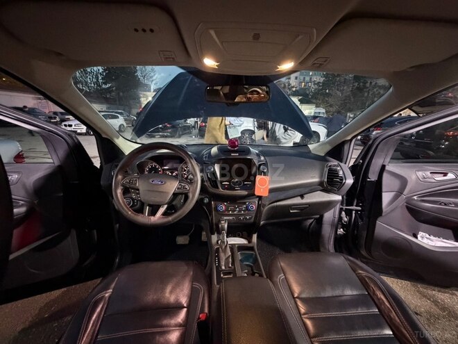Ford Escape-14