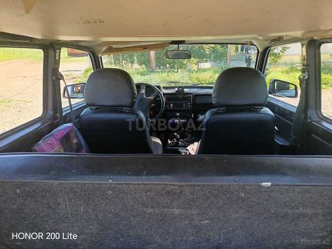 LADA (VAZ) Niva-6