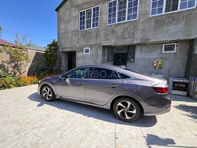 Honda Insight-4