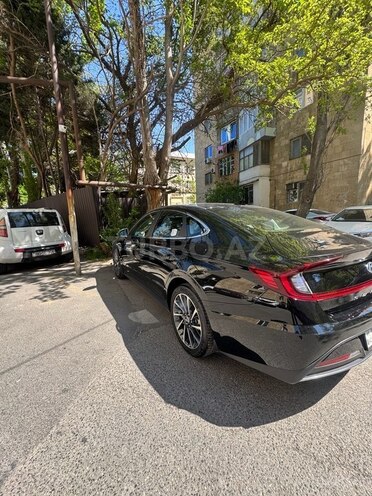 Hyundai Sonata-4