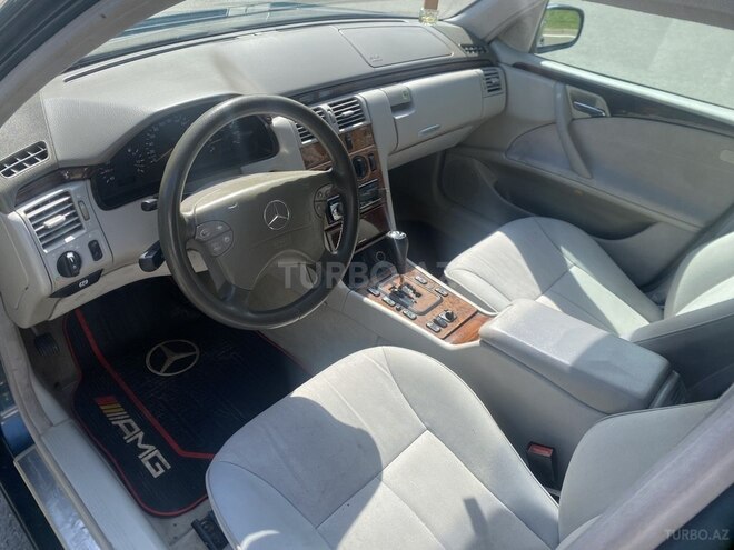 Mercedes E 240-7