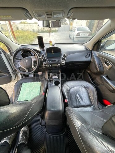 Hyundai Tucson-12