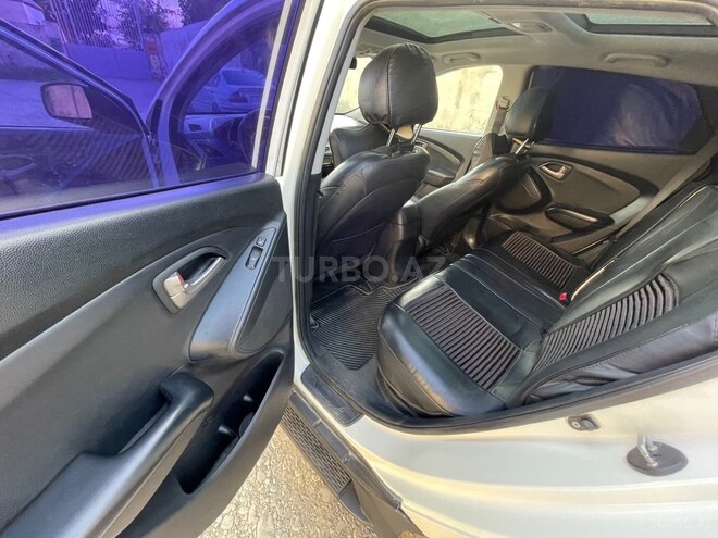Hyundai Tucson-13
