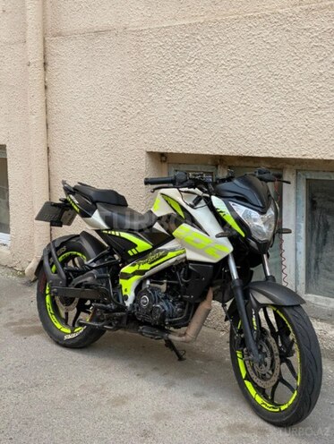 Bajaj Pulsar NS 160-1