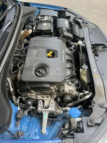 Hyundai Elantra-5