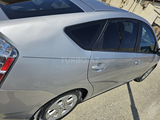Toyota Prius-9