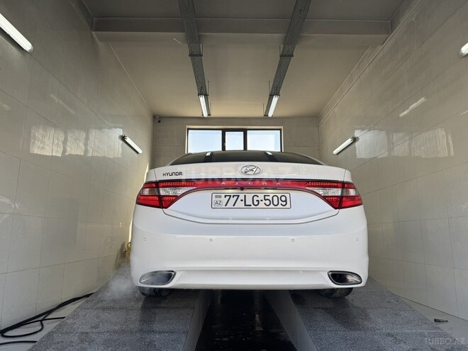 Hyundai Azera-6
