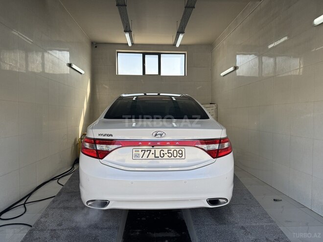 Hyundai Azera-5