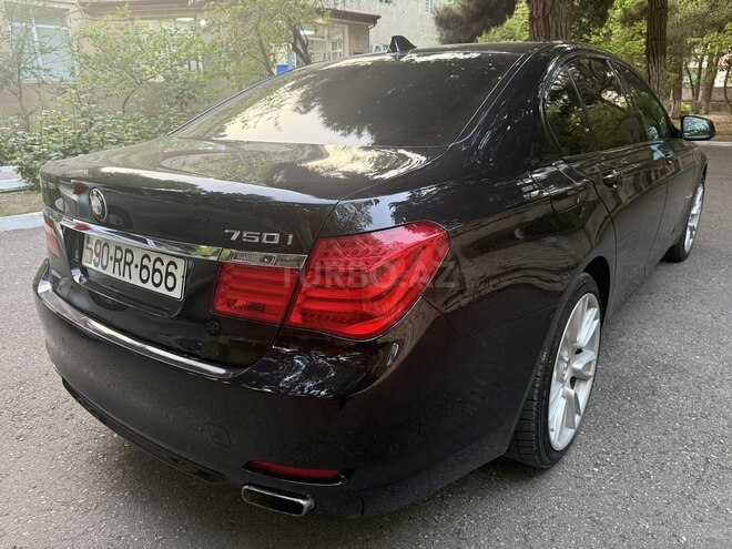 BMW 750-7